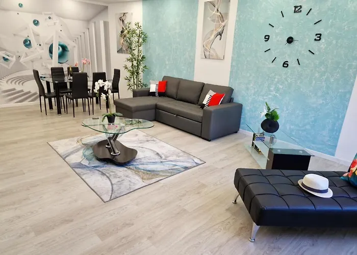 Daniel Beachfront, 2 Rooms Wifi Free